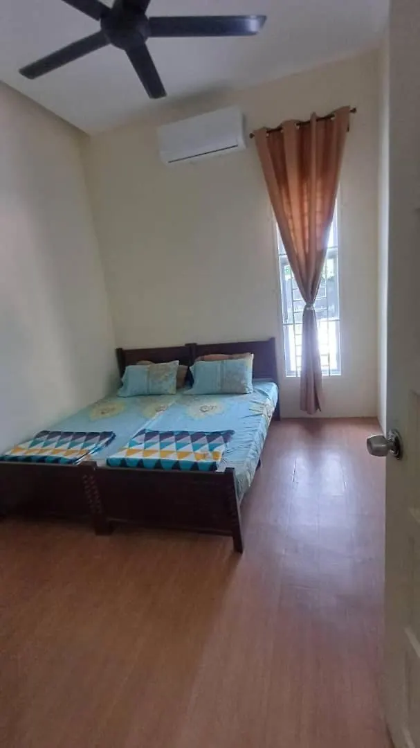 Villa Tulz Homestay @ Melaka Malaysia